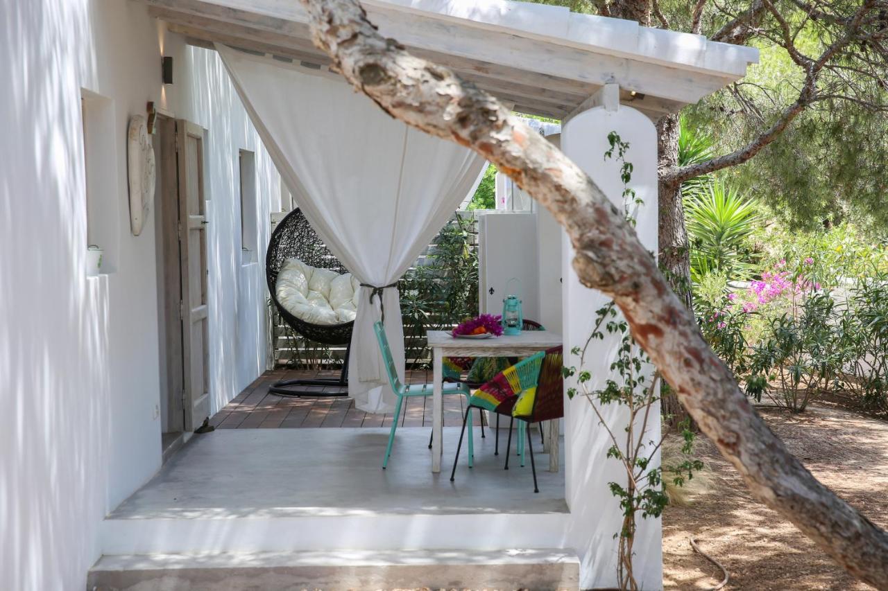 La Hacienda Aparthotel Sant Ferran de Ses Roques Exterior photo